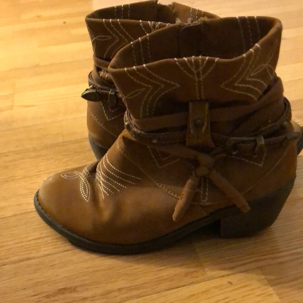 Girl Shoes